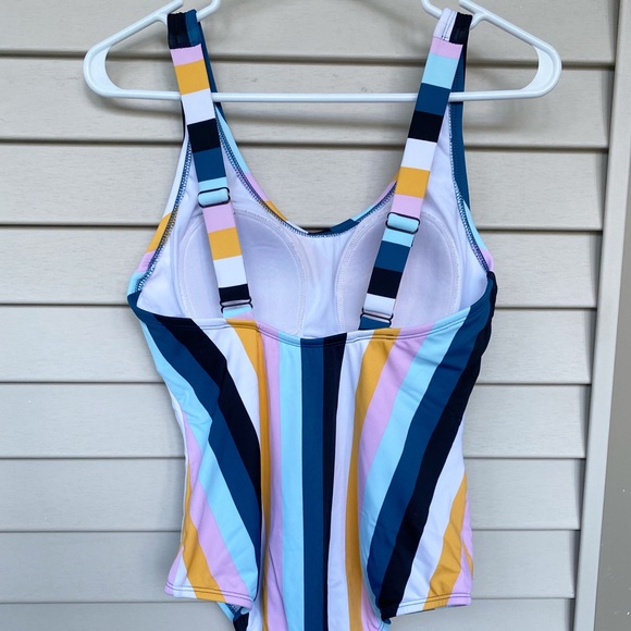 Kona Sol One-Piece Swimsuit! - Picture 2 of 7